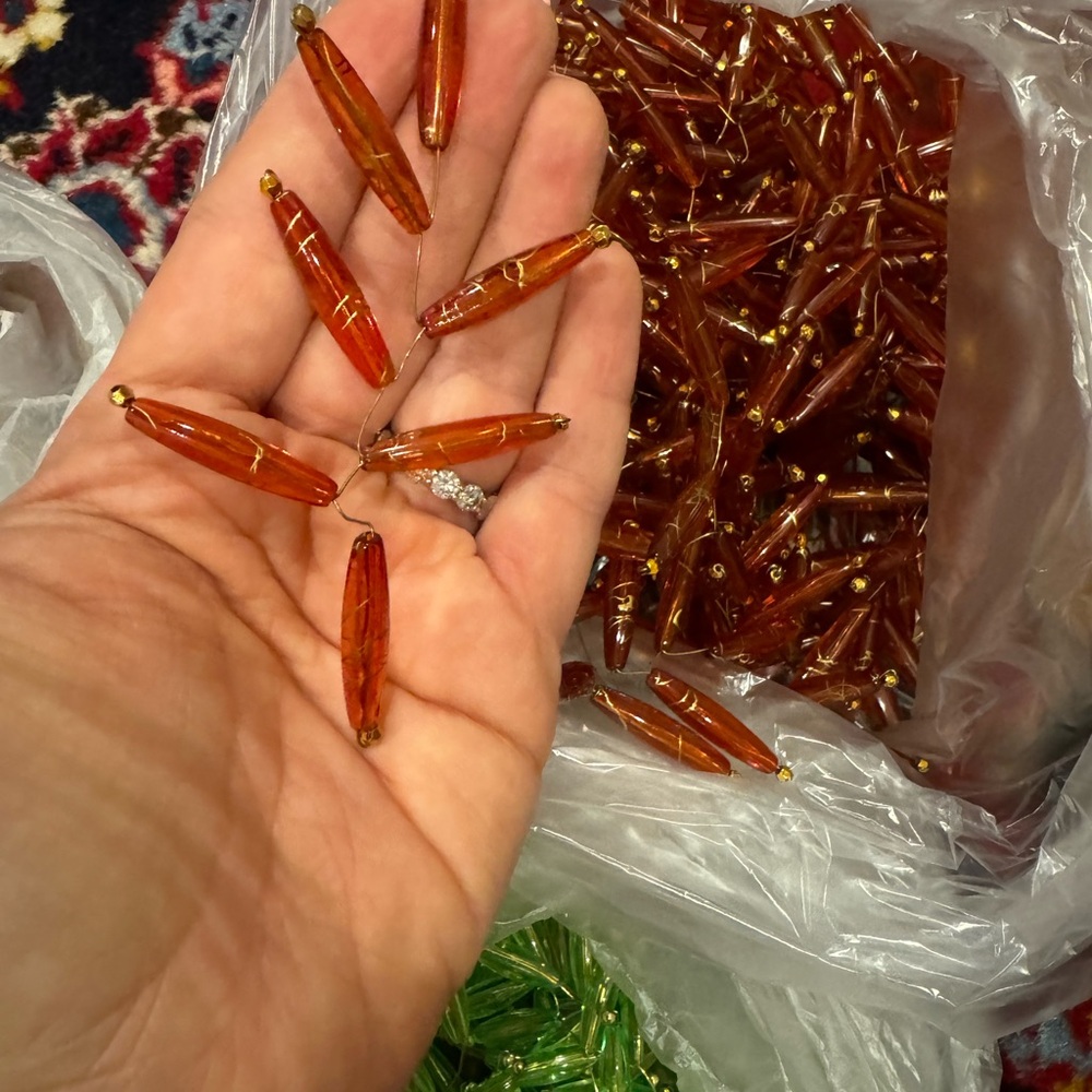 Bulk of handmade beaded blooms - Picture 3 of 10